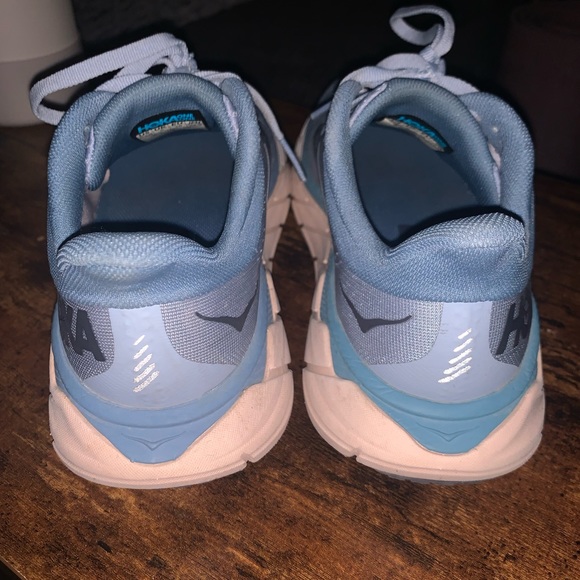 HOKA running shoes. Only worn a handful on times. Great condition - Picture 4 of 4